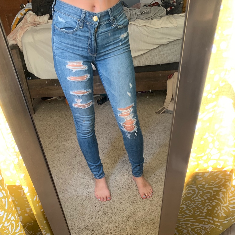 American eagle jeans!